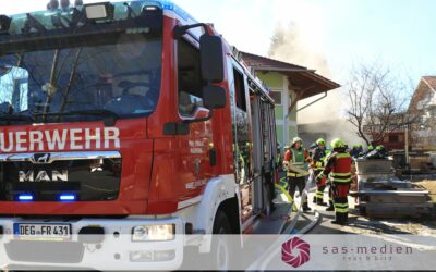 Werkstattbrand in Zenting: Einsatz für FF Schöllnach und FF Riggerding